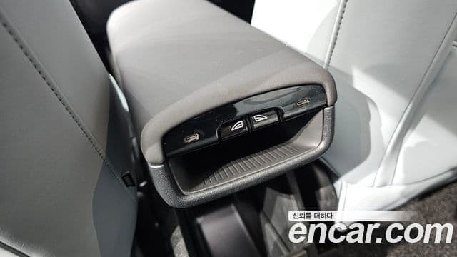 Volvo EX30 Ultra, 2025 17