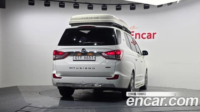 KG모빌리티(SsangYong) Korando 투리스모 4WD outdoor Edition 9인승, 2018 4