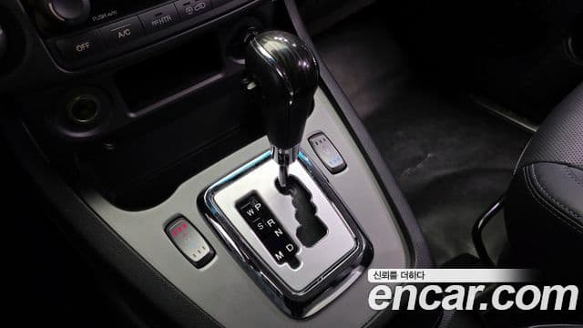 KG모빌리티(SsangYong) Korando 투리스모 4WD outdoor Edition 9인승, 2018 9