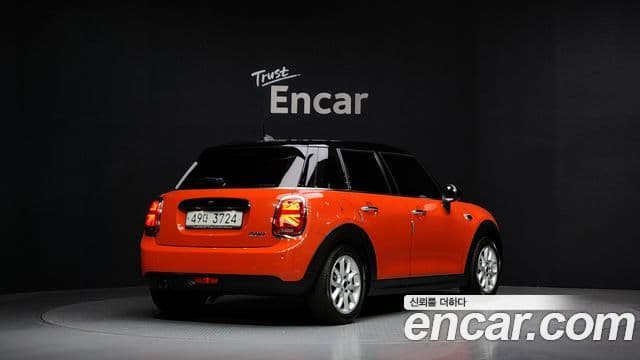 Mini Cooper 3세대, 2019 2