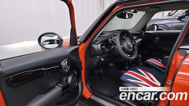 Mini Cooper 3세대, 2019 10