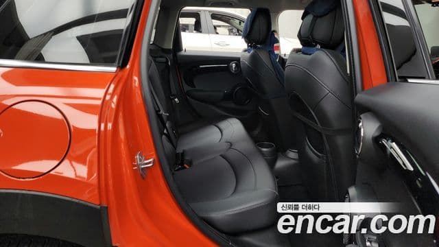 Mini Cooper 3세대, 2019 12