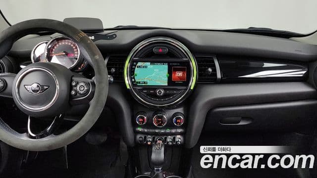 Mini Cooper 3세대, 2019 14