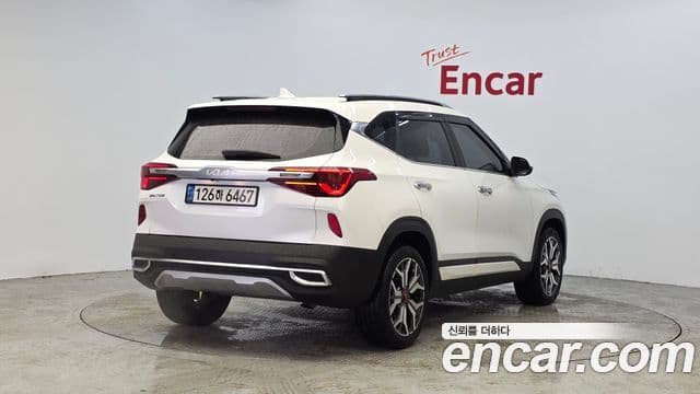 Kia Seltos Signature, 2023 2