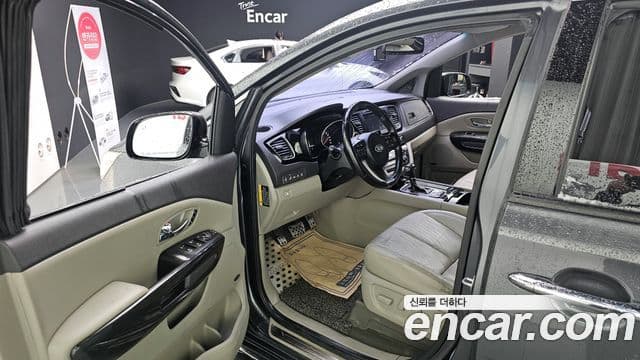 Kia All New Carnival President, 2016 10