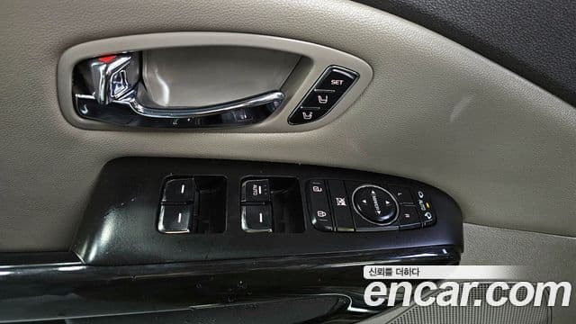 Kia All New Carnival President, 2016 13