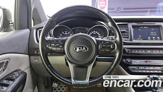 Kia All New Carnival President, 2016 15