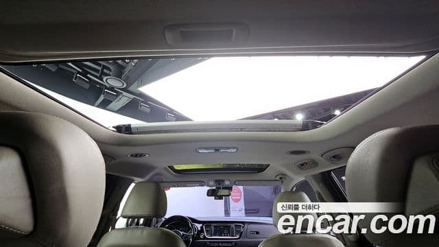 Kia All New Carnival President, 2016 19