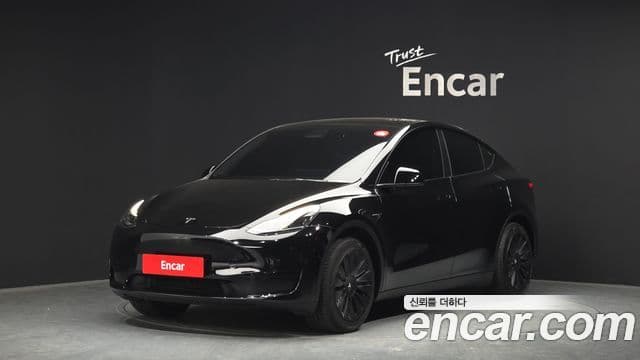 Tesla модель Y, 2024 1