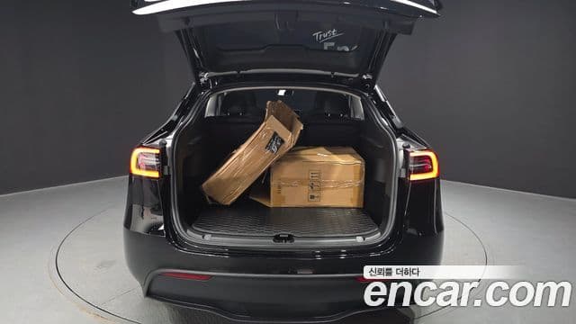 Tesla модель Y, 2024 20