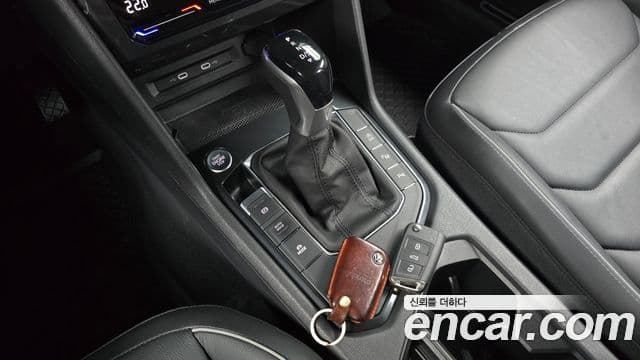 Volkswagen Tiguan 2세대 Premium, 2022 9