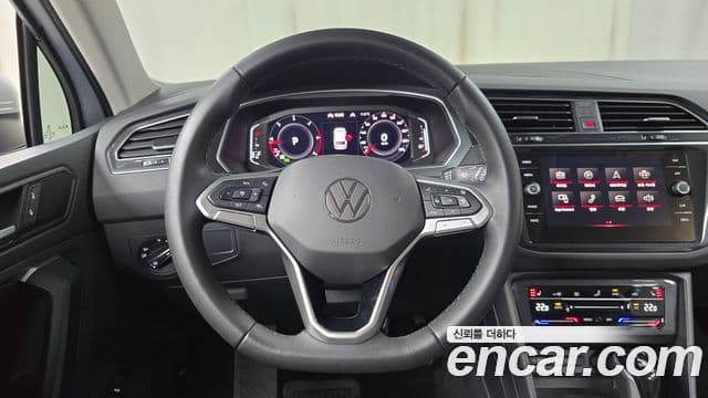 Volkswagen Tiguan 2세대 Premium, 2022 13