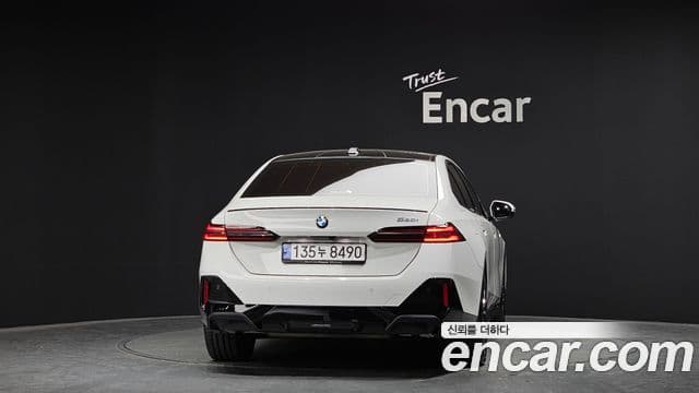 BMW 5시리즈 (G60) 520i M Sport, 2025 4