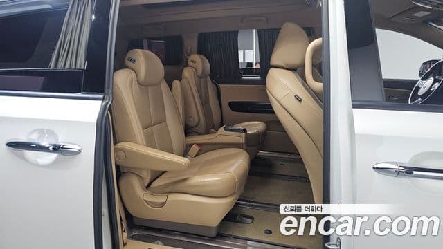 Kia The / новый New Carnival Noblesse Special, 2019 12