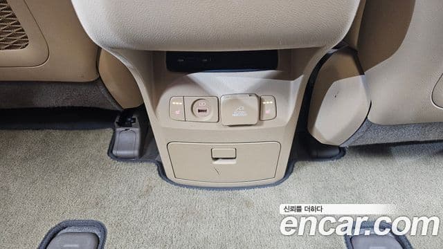 Kia The / новый New Carnival Noblesse Special, 2019 18