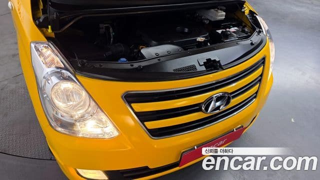 Hyundai Grand Starex детский перевозочный автомобиль, 2017 6