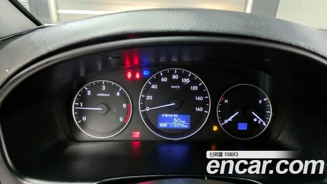 Hyundai Grand Starex детский перевозочный автомобиль, 2017 8