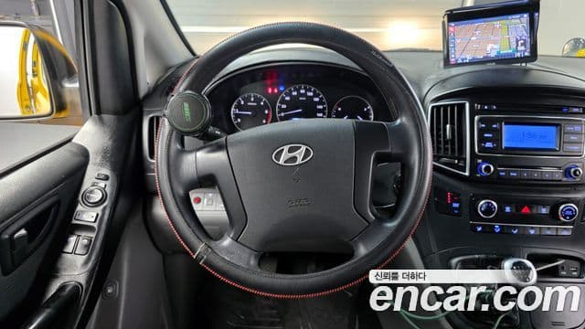 Hyundai Grand Starex детский перевозочный автомобиль, 2017 13