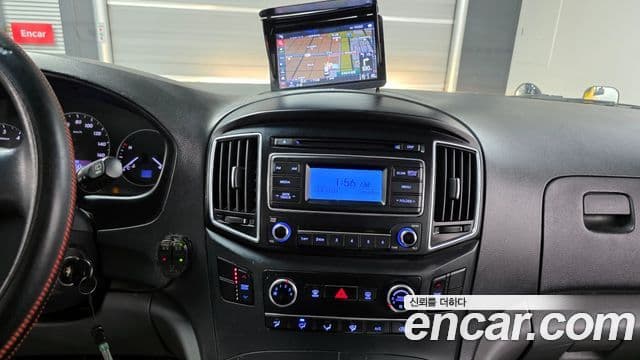 Hyundai Grand Starex детский перевозочный автомобиль, 2017 18