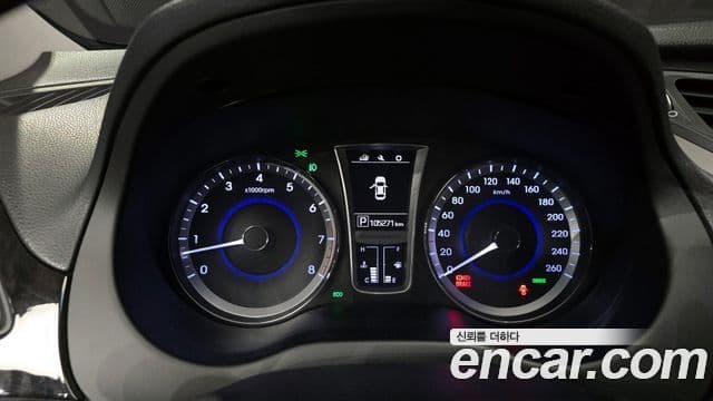 Hyundai Grandeur HG Modern, 2016 8