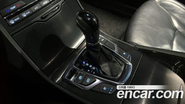 Hyundai Grandeur HG Modern, 2016 9