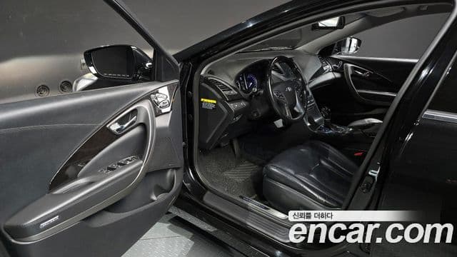 Hyundai Grandeur HG Modern, 2016 10