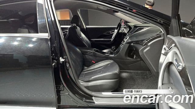 Hyundai Grandeur HG Modern, 2016 11