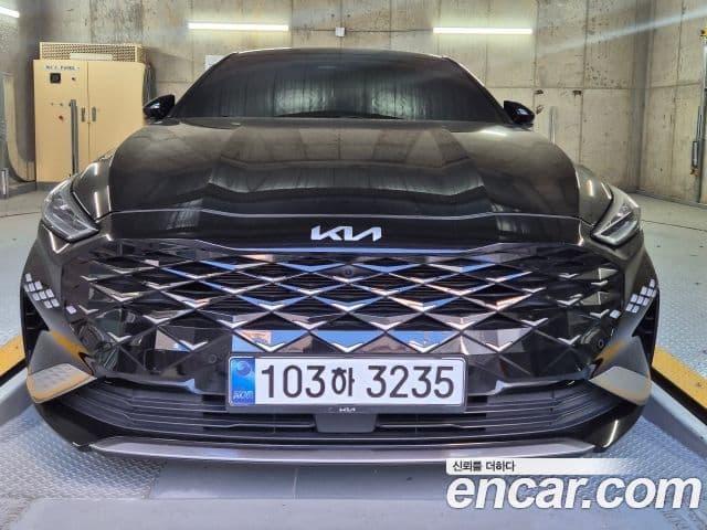 Kia K8 Signature, 2024 1