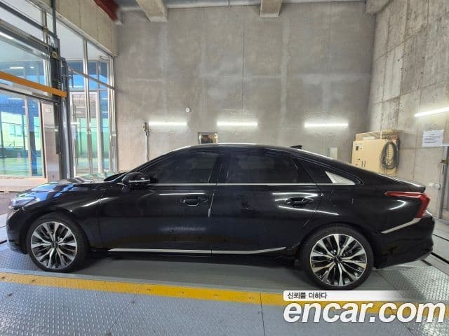 Kia K8 Signature, 2024 3