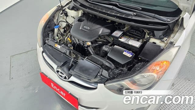 Hyundai Avante MD Premier, 2012 6