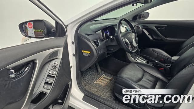 Hyundai Avante MD Premier, 2012 11