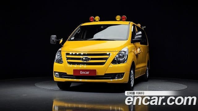 Hyundai Grand Starex детский перевозочный автомобиль, 2017 3