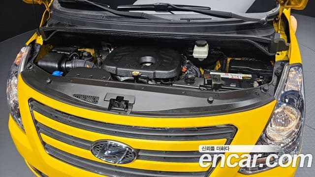 Hyundai Grand Starex детский перевозочный автомобиль, 2017 6