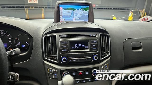 Hyundai Grand Starex детский перевозочный автомобиль, 2017 14