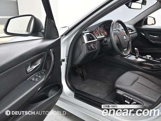 BMW 3시리즈 (F30), 2016 11