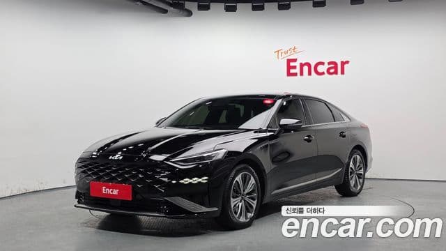 Kia K8 Signature, 2023 1