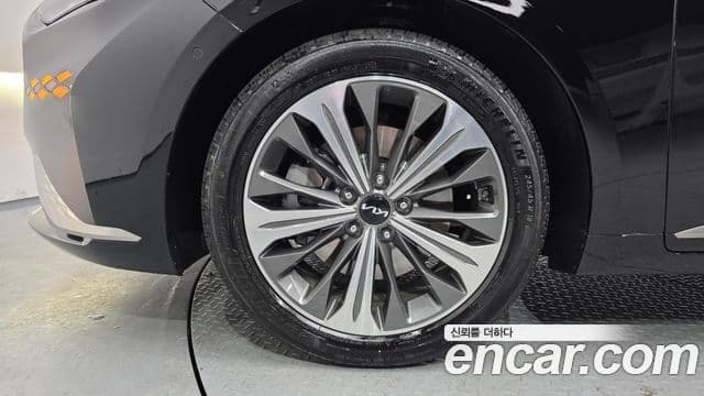 Kia K8 Signature, 2023 все фото