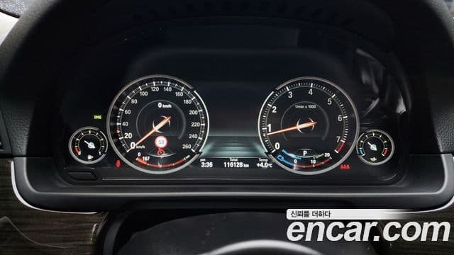 BMW 5시리즈 (F10) 528i Luxury Plus, 2016 8