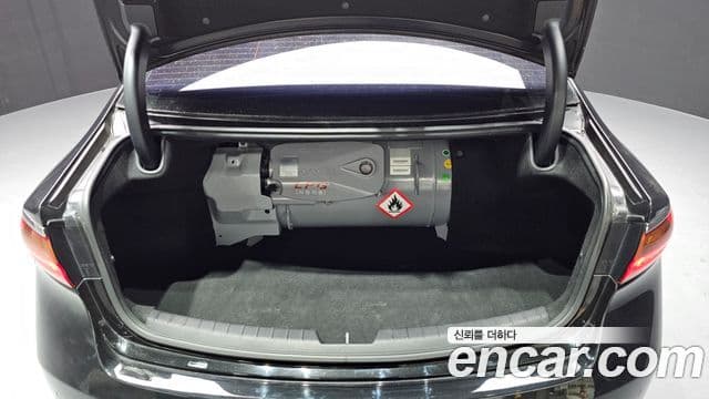 Kia All New K7 3.0 LPI Luxury (арендный автомобиль), 2016 20