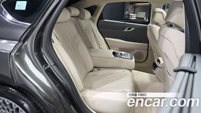 Genesis G80 (RG3) бензин 2.5 турбо AWD, 2026 12
