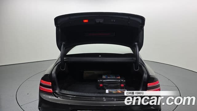 Genesis G80 (RG3) бензин 2.5 турбо AWD, 2026 20