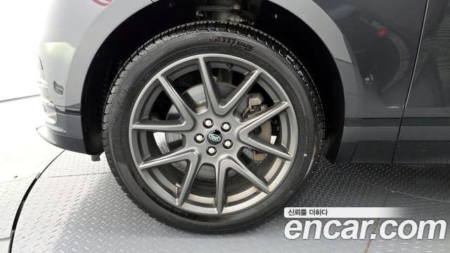 Land Rover Range Rover Velar 3.0 P400 R-Dynamic HSE, 2023 все фото