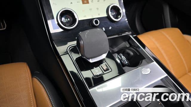 Land Rover Range Rover Velar 3.0 P400 R-Dynamic HSE, 2023 9