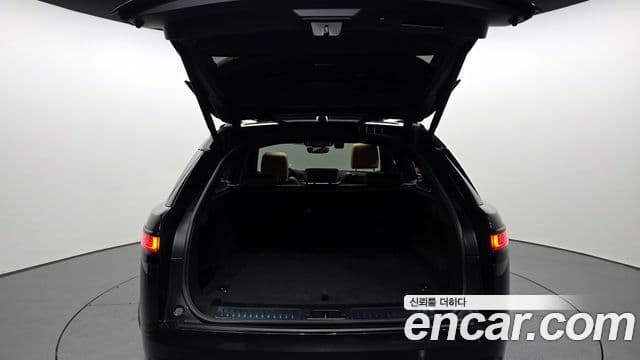 Land Rover Range Rover Velar 3.0 P400 R-Dynamic HSE, 2023 20