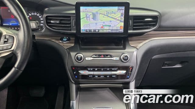 Ford Explorer 6세대 2.3 Limited 4WD, 2020 14