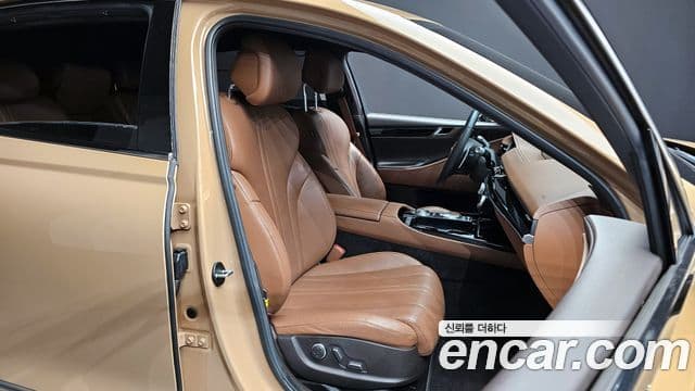 Genesis G80 (RG3) бензин 2.5 турбо 2WD, 2021 12