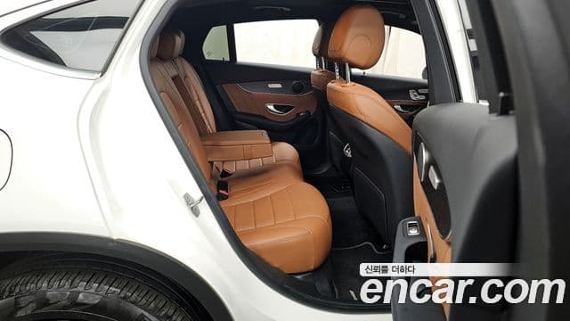 Mercedes-Benz GLC-класс X253 GLC300e 4MATIC купе, 2021 12