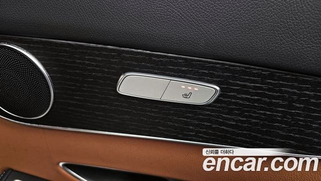 Mercedes-Benz GLC-класс X253 GLC300e 4MATIC купе, 2021 19