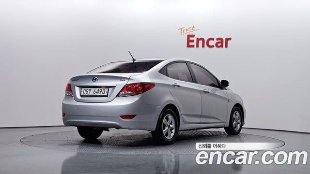 Hyundai Accent(новый кузов / новое поколение) дизель 1.6 VGT Smart, 2015 2
