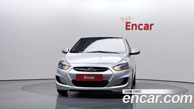 Hyundai Accent(новый кузов / новое поколение) дизель 1.6 VGT Smart, 2015 3